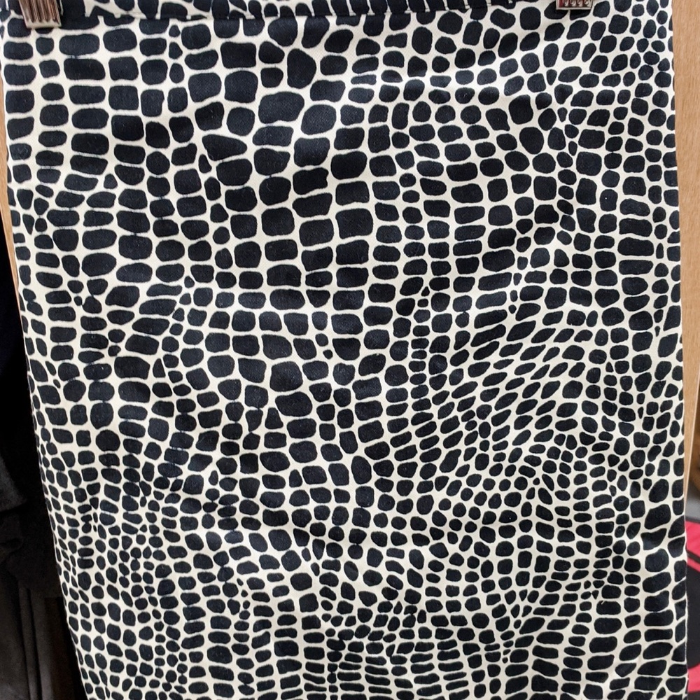 Skort - Picture 2 of 3
